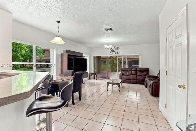 306 SW 120th Ave, Pembroke Pines, FL 33025