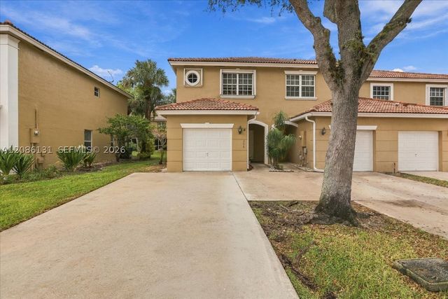 306 SW 120th Ave, Pembroke Pines, FL 33025