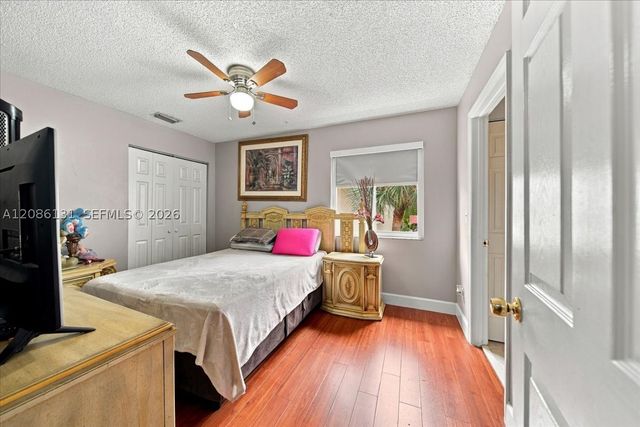 306 SW 120th Ave, Pembroke Pines, FL 33025