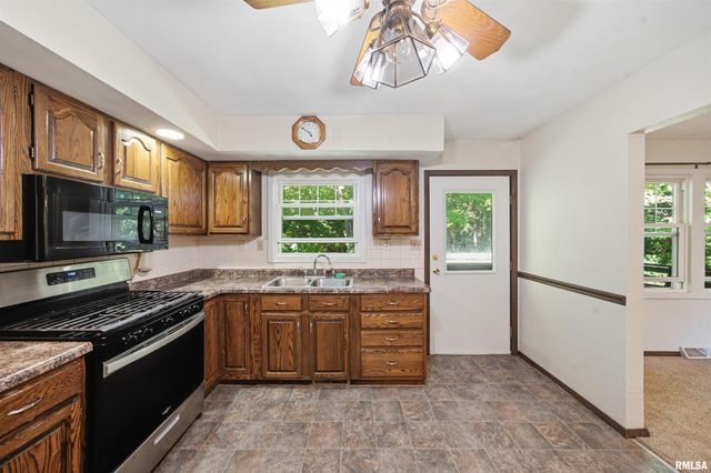 6519 S TRAILS END Lane, Peoria, IL 61607