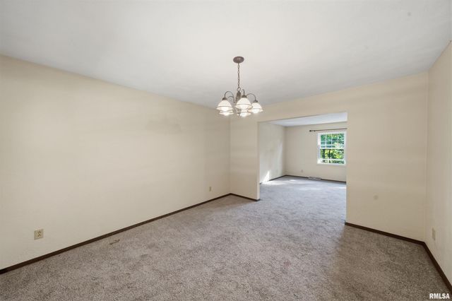 6519 S TRAILS END Lane, Peoria, IL 61607