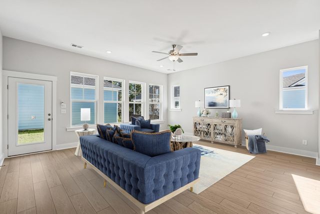 328 Trailmore Lane, Summerville, SC 29486