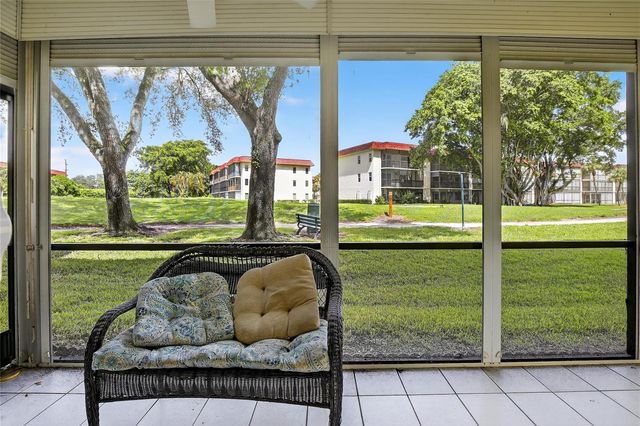 211 S Hollybrook Drive 107, Pembroke Pines, FL 33025
