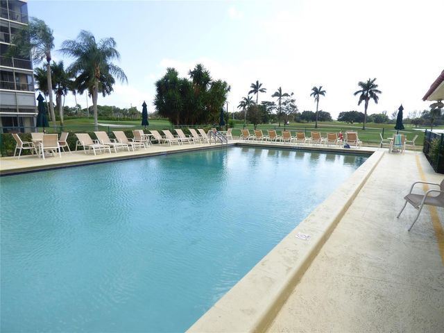 211 S Hollybrook Drive 107, Pembroke Pines, FL 33025