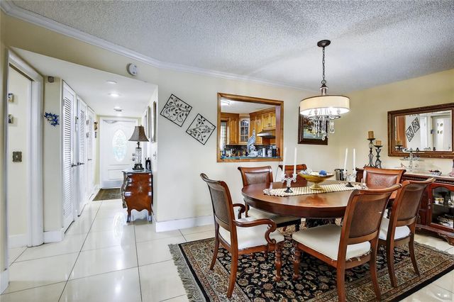 211 S Hollybrook Drive 107, Pembroke Pines, FL 33025