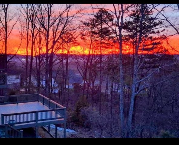 7356 Landlock Drive, Ooltewah, TN 37363