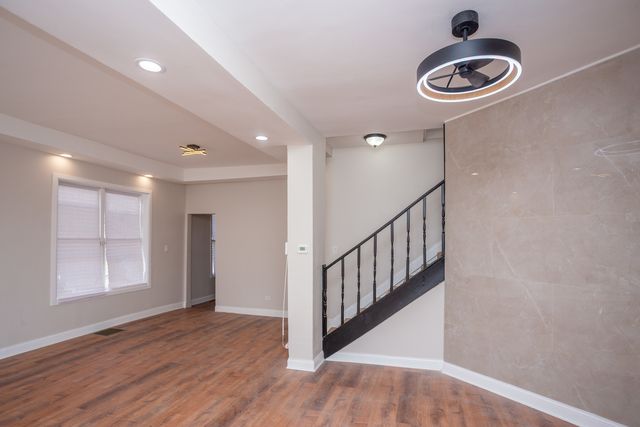 7049 S Kimbark Avenue, Chicago, IL 60637