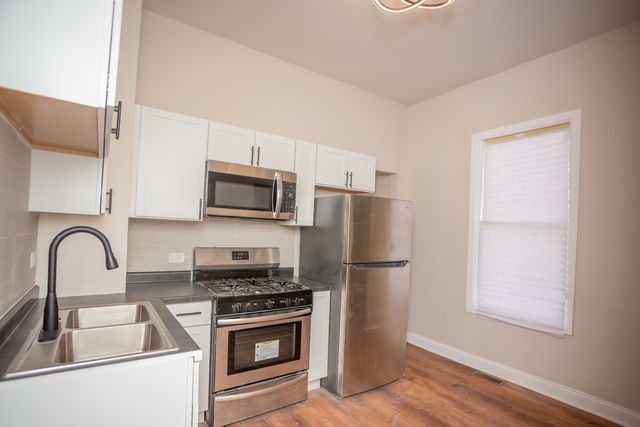 7049 S Kimbark Avenue, Chicago, IL 60637