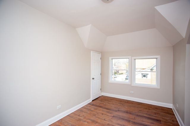 7049 S Kimbark Avenue, Chicago, IL 60637