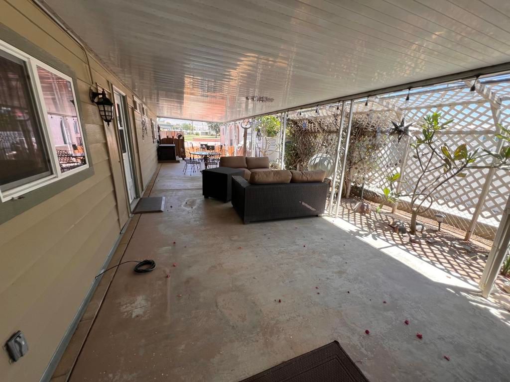 Image 19 of property listing at 32770 Saint Andrews Drive, Thousand Palms, CA 92276