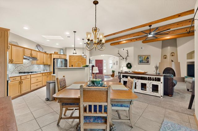 6830 Oersted Road NE, Rio Rancho, NM 87144