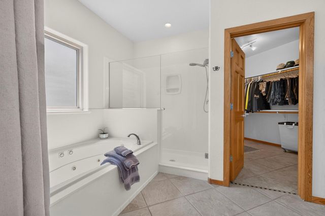 6830 Oersted Road NE, Rio Rancho, NM 87144