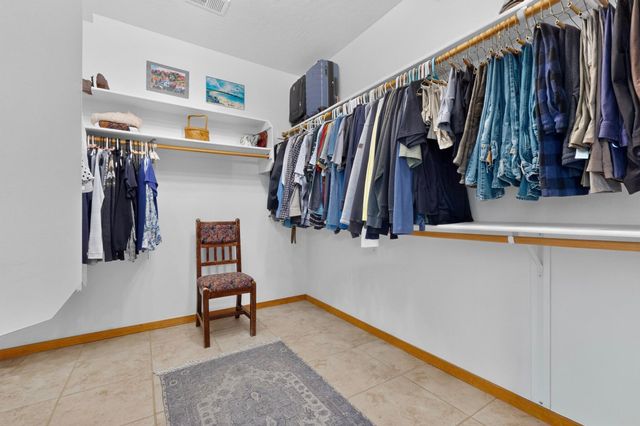 6830 Oersted Road NE, Rio Rancho, NM 87144