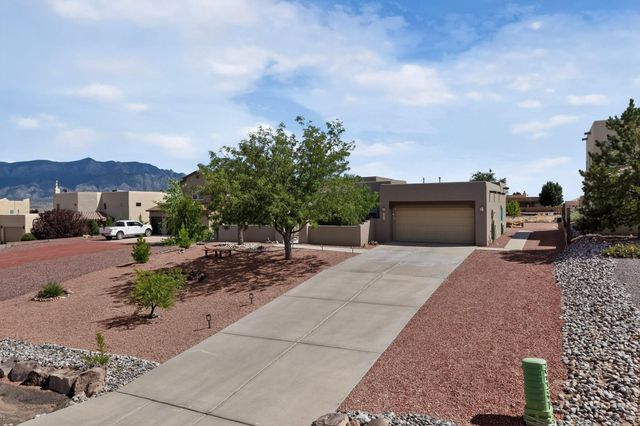 6830 Oersted Road NE, Rio Rancho, NM 87144