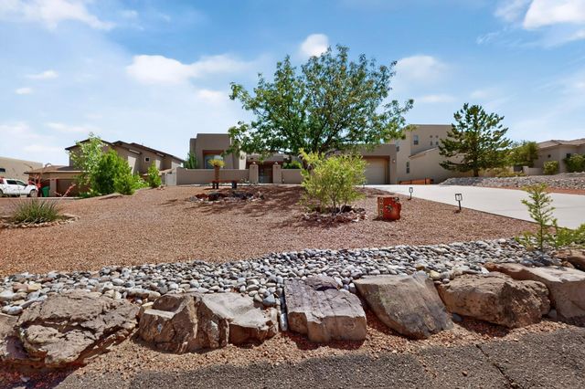6830 Oersted Road NE, Rio Rancho, NM 87144