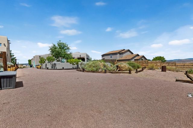6830 Oersted Road NE, Rio Rancho, NM 87144