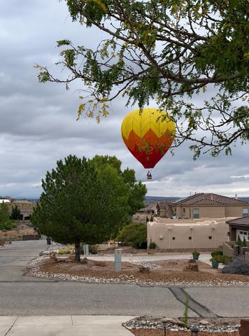 6830 Oersted Road NE, Rio Rancho, NM 87144