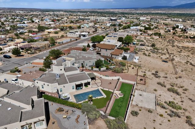 6830 Oersted Road NE, Rio Rancho, NM 87144