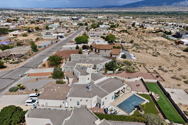 6830 Oersted Road NE, Rio Rancho, NM 87144