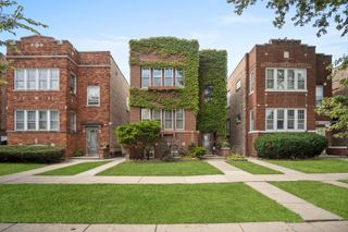 1240 S Maple Avenue, Berwyn, IL 60402