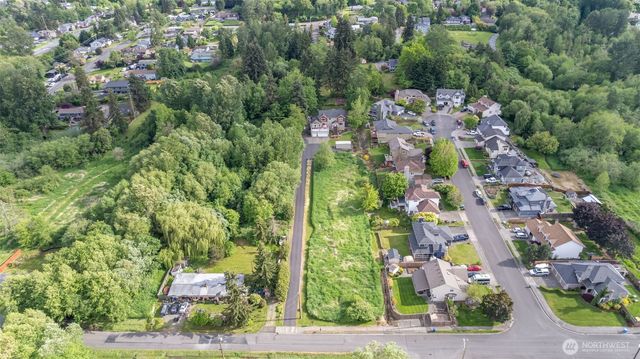 1024 12th Avenue SW, Puyallup, WA 98371