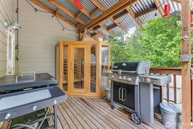 1024 12th Avenue SW, Puyallup, WA 98371