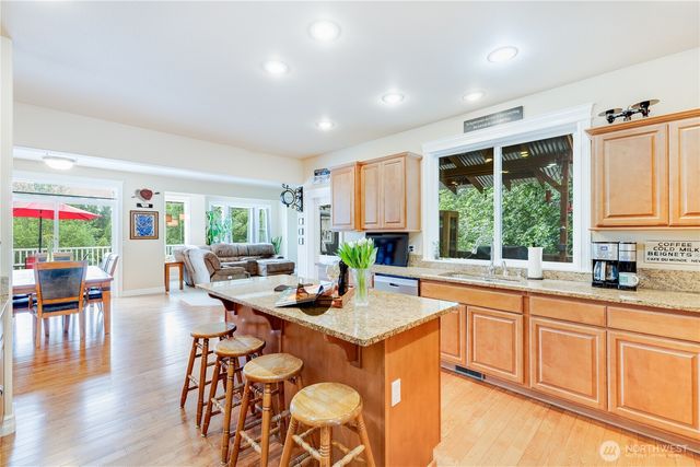 1024 12th Avenue SW, Puyallup, WA 98371