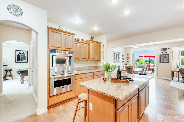 1024 12th Avenue SW, Puyallup, WA 98371