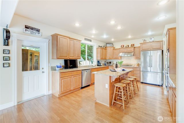 1024 12th Avenue SW, Puyallup, WA 98371