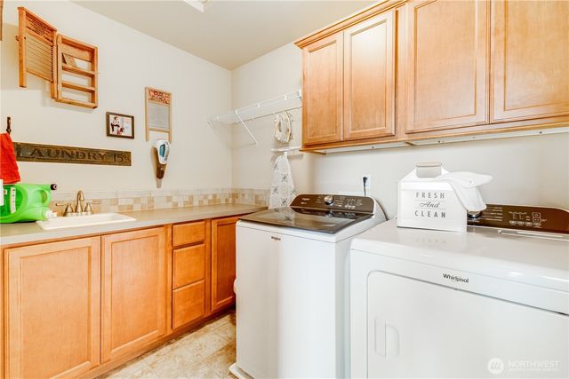 1024 12th Avenue SW, Puyallup, WA 98371