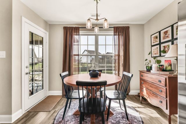 516 Castle Pinckney Ln, Clarksville, TN 37042