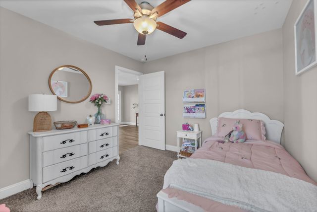 516 Castle Pinckney Ln, Clarksville, TN 37042