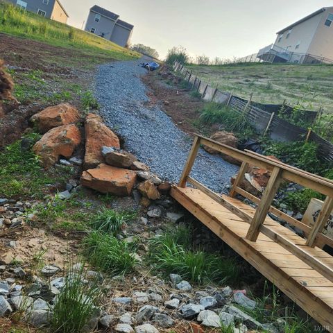 139 Ethan Court, Lynchburg, VA 24501