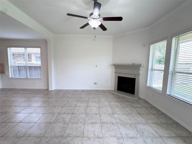 2938 Fox Ledge Court, Conroe, TX 77301