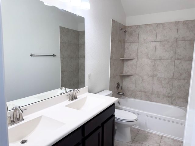 2938 Fox Ledge Court, Conroe, TX 77301