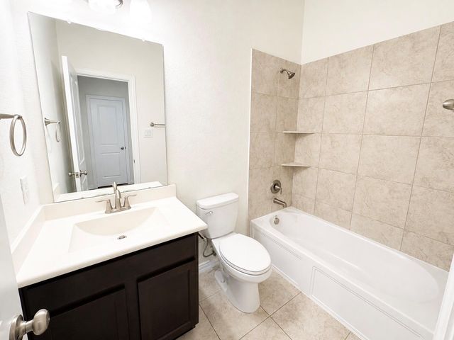 2938 Fox Ledge Court, Conroe, TX 77301