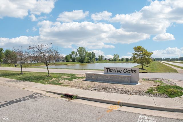 1840 Twelve Oaks Drive, Shelbyville, IN 46176