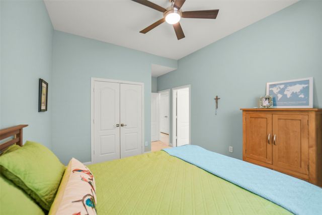 1310 Lambourne Circle, Spring, TX 77379