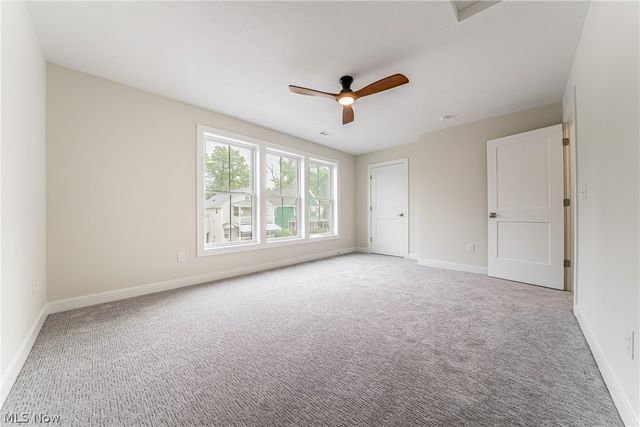 1886 Woodlawn Avenue, Cleveland, OH 44112