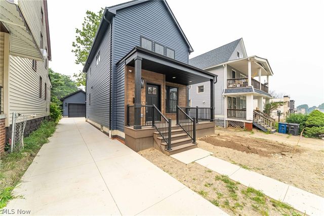 1886 Woodlawn Avenue, Cleveland, OH 44112
