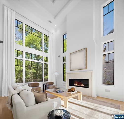 8 Stone Bridge Court, Demarest, NJ 07627