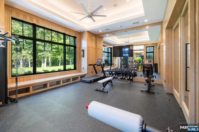 8 Stone Bridge Court, Demarest, NJ 07627