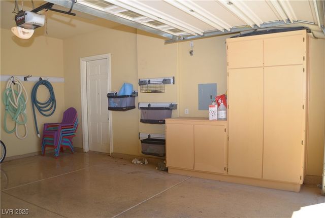 9190 Valerie Elaine Street, Las Vegas, NV 89139