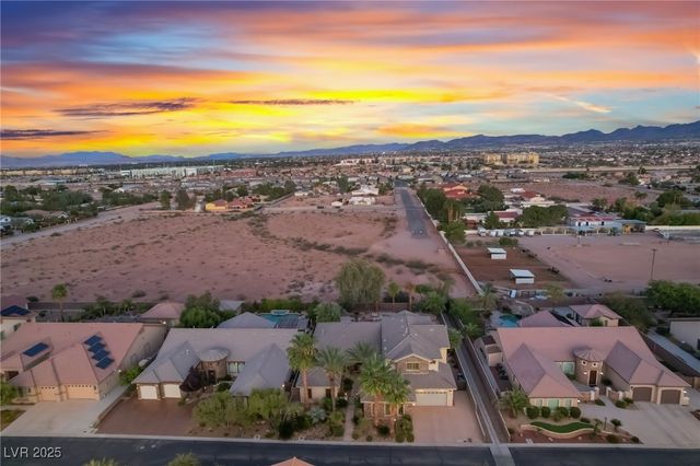 9190 Valerie Elaine Street, Las Vegas, NV 89139