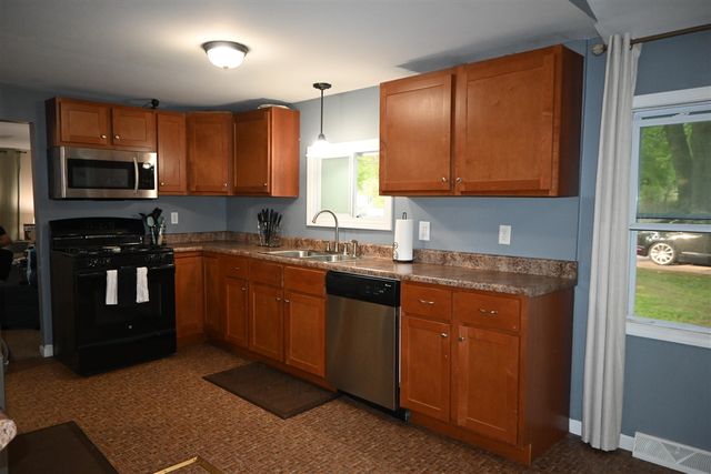 1341 E Summit Avenue, Norton Shores, MI 49444
