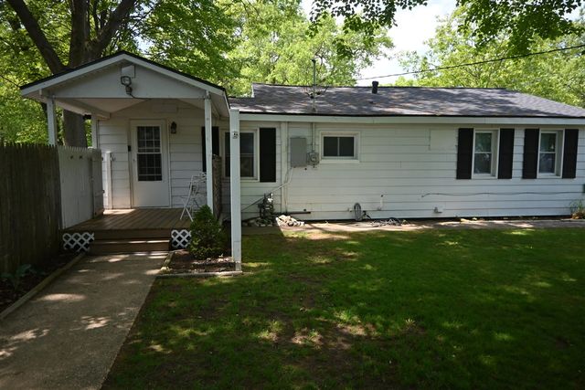 1341 E Summit Avenue, Norton Shores, MI 49444