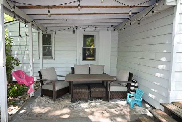 1341 E Summit Avenue, Norton Shores, MI 49444