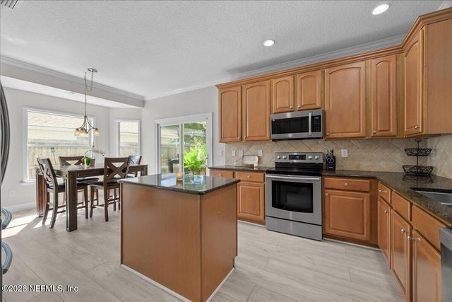 317 HAMMOCK GROVE Court, St. Johns, FL 32259