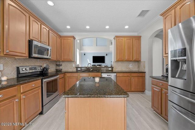 317 HAMMOCK GROVE Court, St. Johns, FL 32259