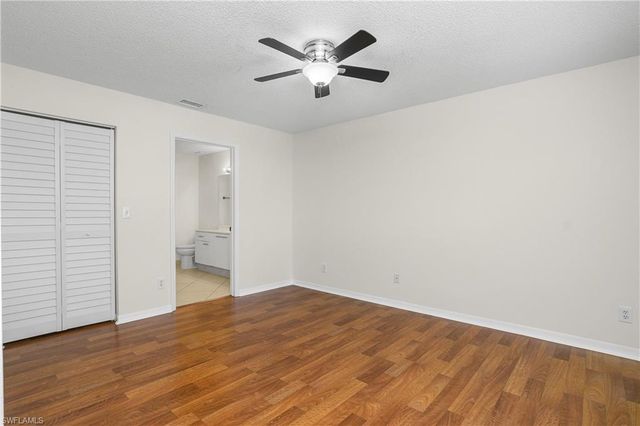 7774 Jewel LN 203, Naples, FL 34109